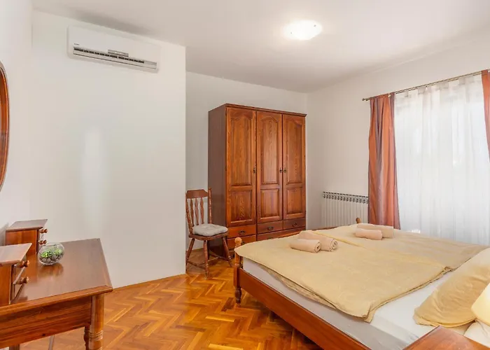 Apartament In With Wifi