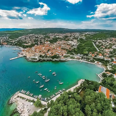 Apartman In With Wifi Malinska