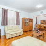 Amazing Apartment In Malinska With Wifi Appartement